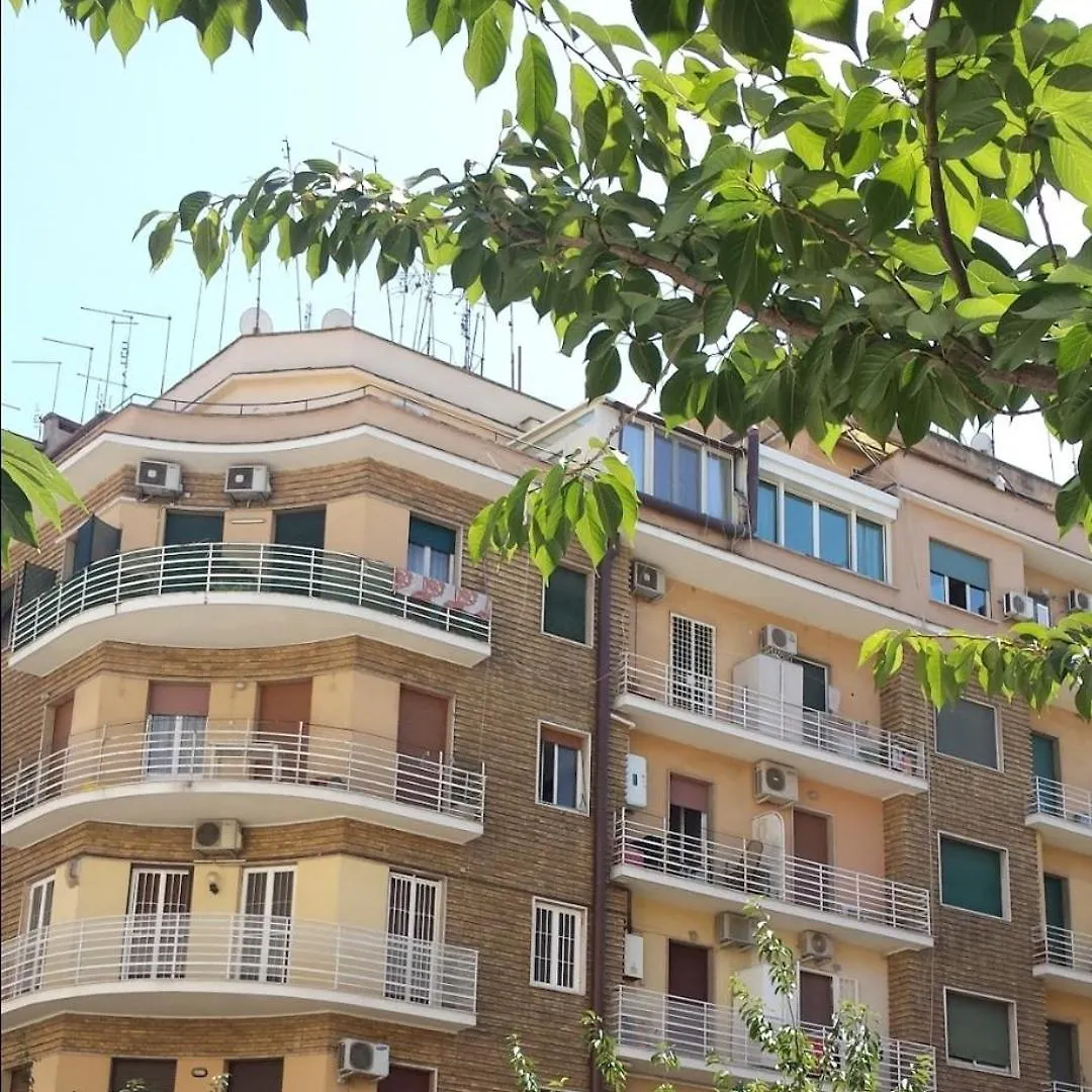Peoniamaximahouse -Piazza Bologna- Apartment Rome
